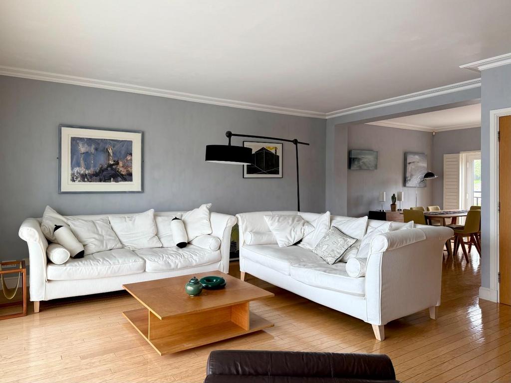 Open Plan Living/Dining Room