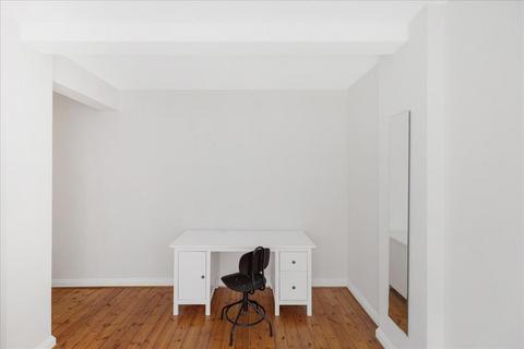 undefined, West Kensington Court, West Kensington, London, W14