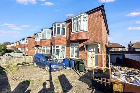 3 bedroom ground floor flat for sale, Greywood Avenue, Fenham, Newcastle upon Tyne, Tyne and Wear, NE4 9PA