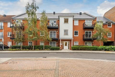 1 bedroom flat for sale, Swinton Court, Mere Road, Dunton Green, Sevenoaks, Kent