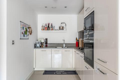 1 bedroom flat for sale, Swinton Court, Mere Road, Dunton Green, Sevenoaks, Kent