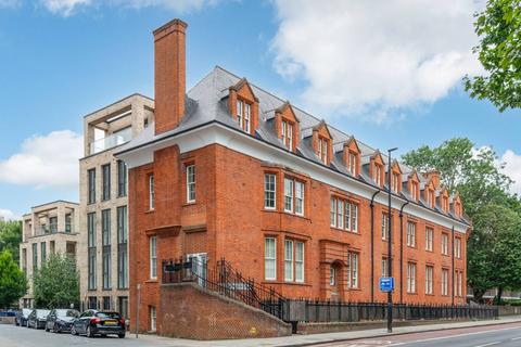 Butler Court, Battersea, London, SW11