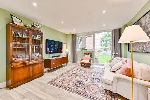 2 bedroom flat for sale, Butler Court, Battersea, London, SW11