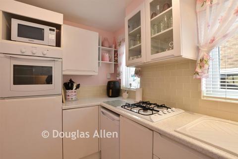 undefined, Nayland Close, Wickford, Essex