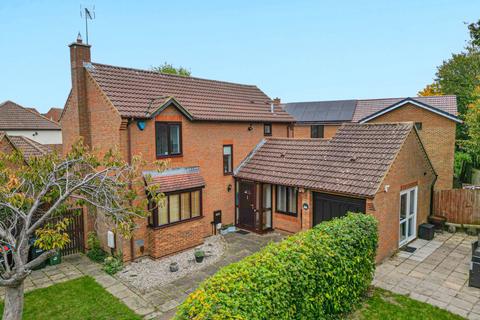 undefined, Delius Close, Milton Keynes MK7
