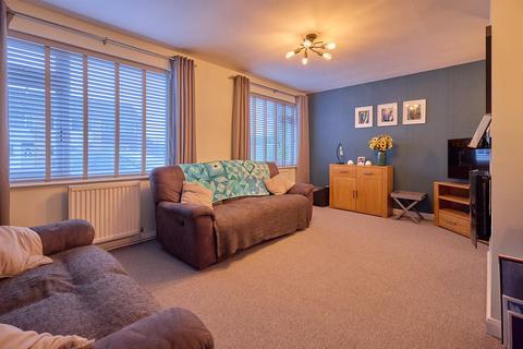 1 Darley Road, Burbage, Hinckley, LE10 2RL