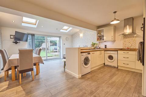 1 Darley Road, Burbage, Hinckley, LE10 2RL
