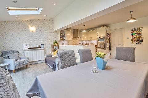 1 Darley Road, Burbage, Hinckley, LE10 2RL