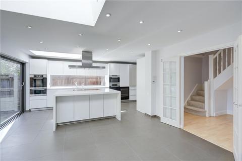 undefined, The Fairway, KT3