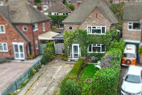 3 bedroom detached house for sale, Langdale Avenue, Loughborough LE11