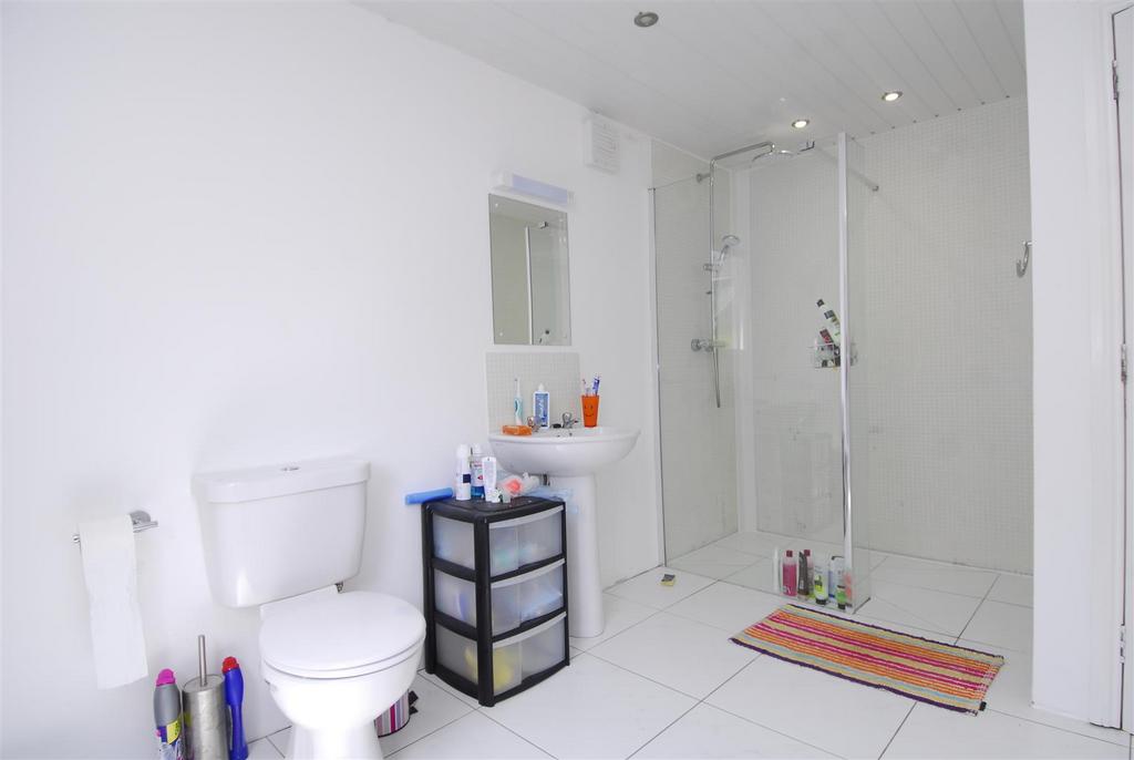 48 Kensington Rd004.JPG