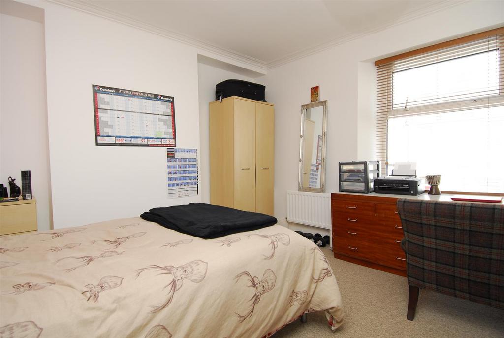 48 Kensington Rd007.JPG