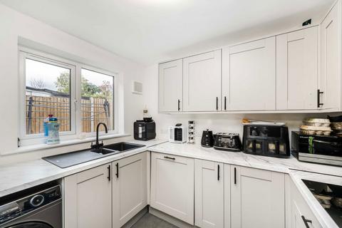undefined, Merton Road, London SW18