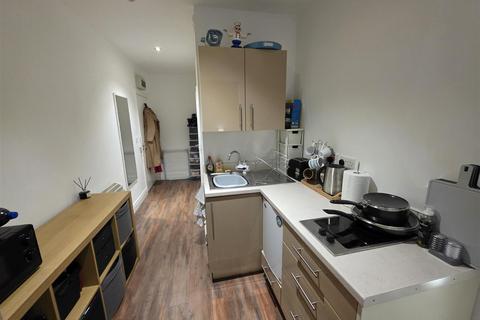 undefined, Pall Mall, Liverpool L3