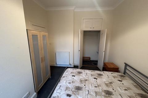 1 bedroom flat to rent, Watson Crescent, Polwarth, Edinburgh, EH11