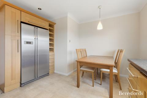 undefined, Princes Way, Hutton, CM13