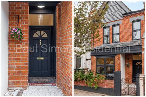 4 bedroom end of terrace house for sale, Umfreville Road, Harringay, London, N4