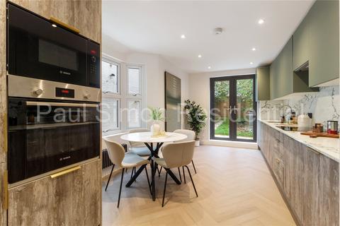 4 bedroom end of terrace house for sale, Umfreville Road, Harringay, London, N4