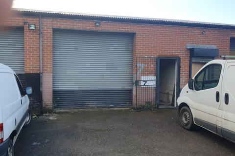 Industrial unit to rent - Robinson Street, Stalybridge