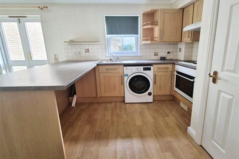 2 bedroom flat to rent, Market Street, Ventnor, PO38
