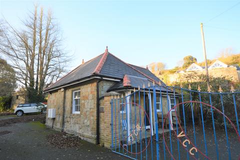 1 bedroom detached house to rent, Steephill Road, PO38