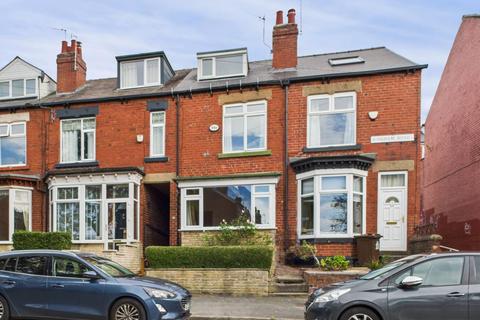 3 bedroom terraced house for sale, Bingham Road, Woodseats. S8 8QG