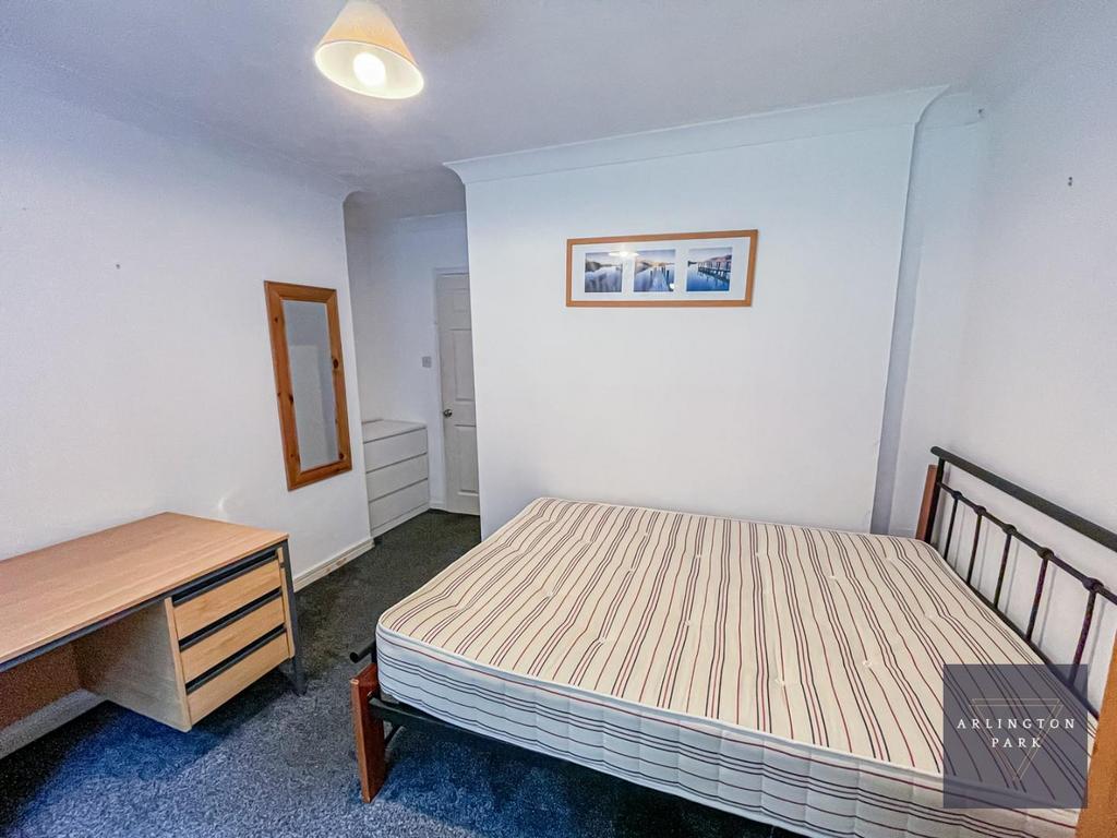 14 Mottram-06.jpg