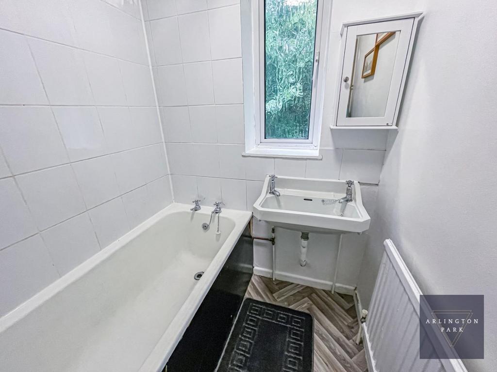 14 Mottram-03.jpg