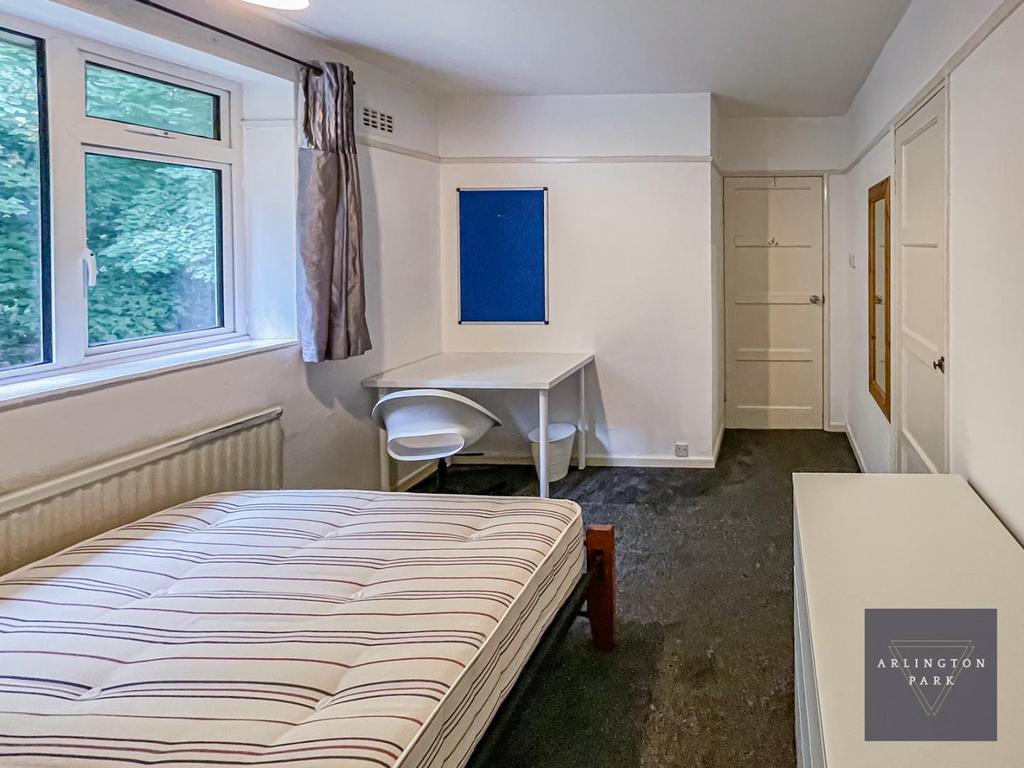 14 Mottram-02.jpg