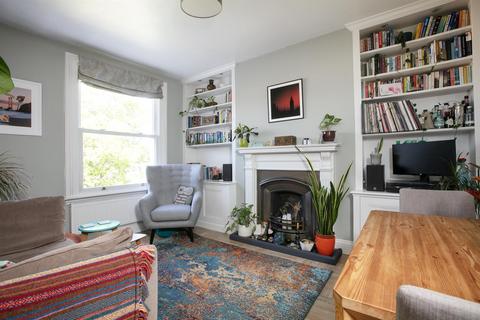2 bedroom flat for sale, Kings Grove, Peckham, SE15