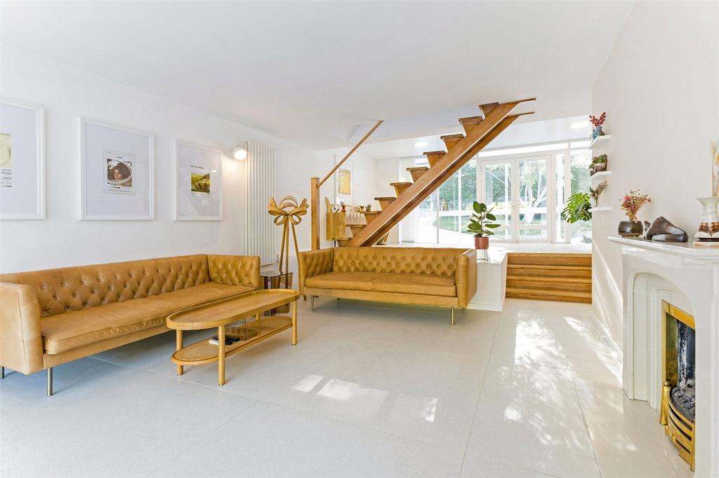 Sitting Area