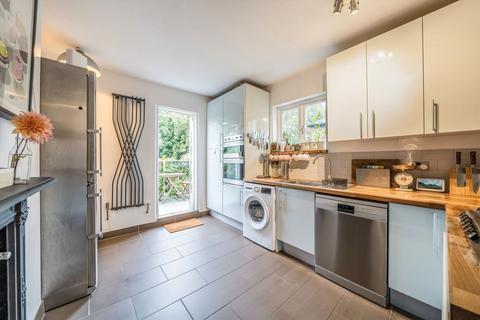 undefined, Fairbridge Road, London N19