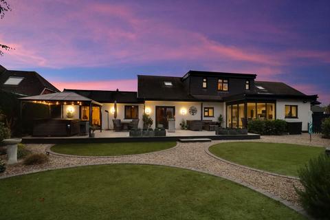 6 bedroom detached house for sale, Stencills Road, Walsall WS4