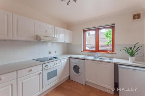 2 bedroom flat to rent, Cobden Street, Alva