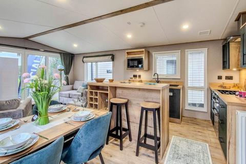 2 bedroom park home for sale, Polperro Holiday Park