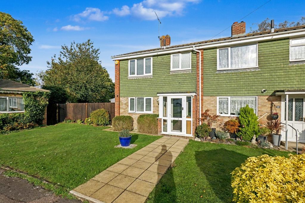 3 bedroom end of terrace house for sale in Gillingham on OnTheMarket