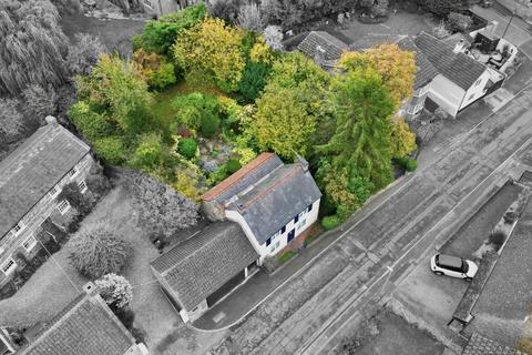 3 bedroom cottage for sale, High Street, Wootton, NN4 6LL