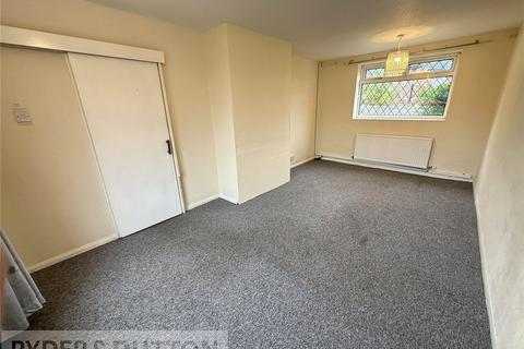3 bedroom terraced house to rent, Whinfell Drive, Middleton, Manchester, M24