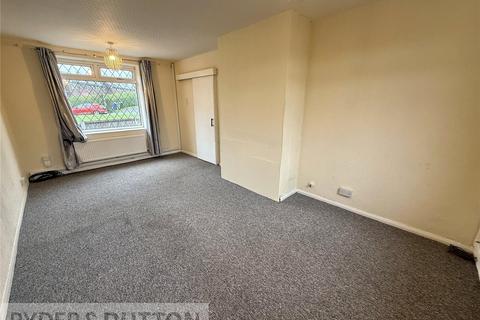 3 bedroom terraced house to rent, Whinfell Drive, Middleton, Manchester, M24