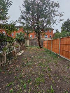 undefined, Trundleys Road, Deptford SE8