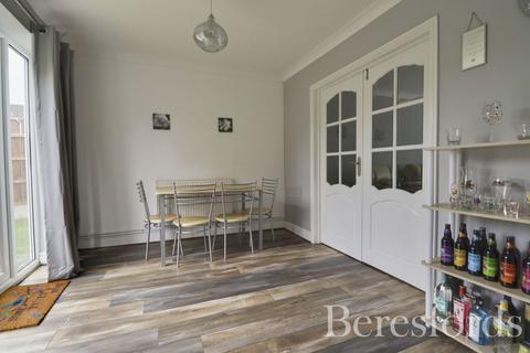 4 bedroom detached house for sale, Manor Road, South Woodham Ferrers, CM3