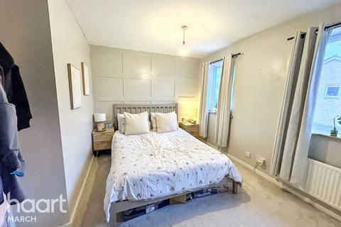5 Gull Way, Chatteris, PE16 6DT