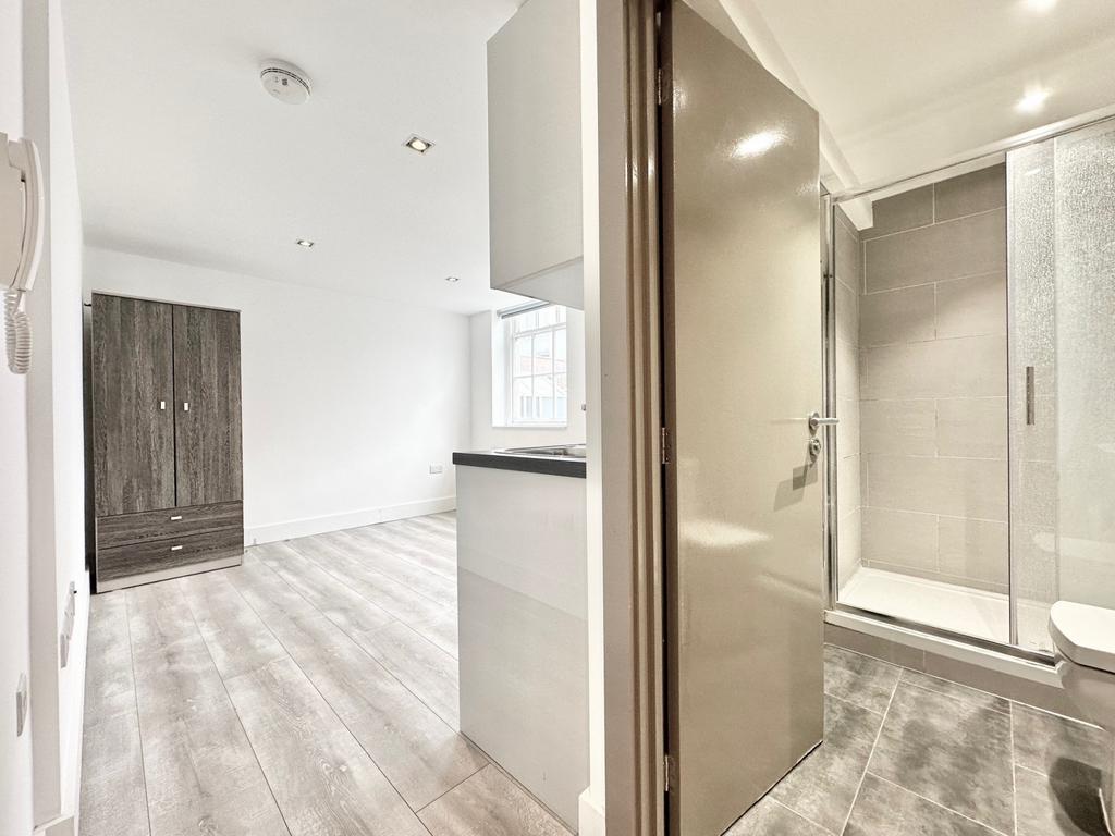Studio Flat for Rent
