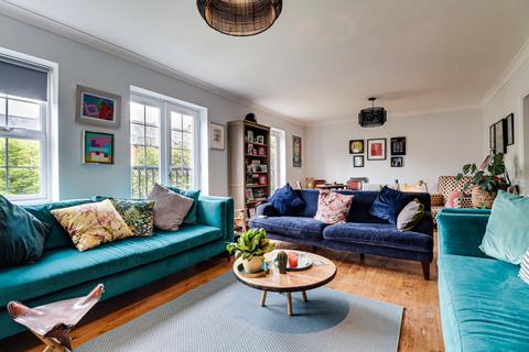 6 bedroom townhouse for sale, Beningfield Drive, London Colney, AL2
