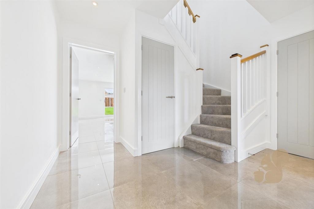 CAM03877 G0-PR0236-STILL016.jpg