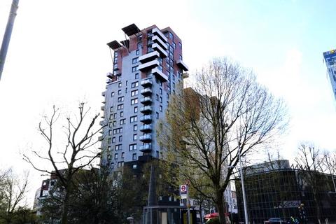 2 bedroom flat to rent, Mastmaker Road, London E14