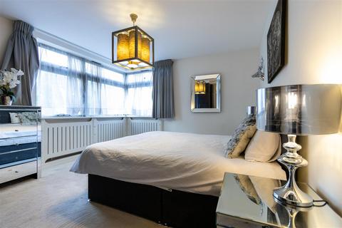 2 bedroom apartment to rent, Porchester Place, Hyde Park, W2