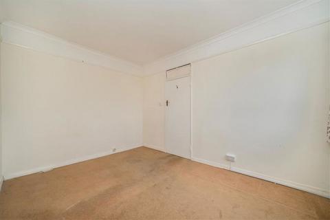 2 bedroom flat for sale, Goldington Street, London NW1