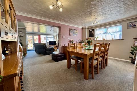 3 bedroom detached house for sale, Romilly Gardens, Ramsgate CT12