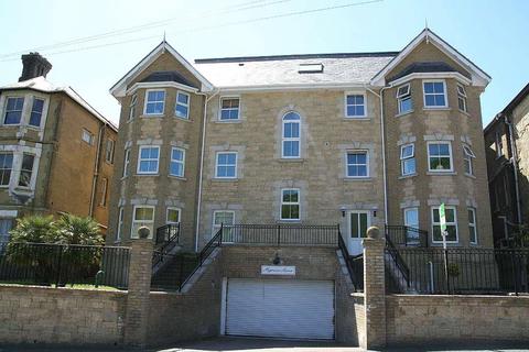 2 bedroom flat to rent, Alpine Road, Ventnor, PO38